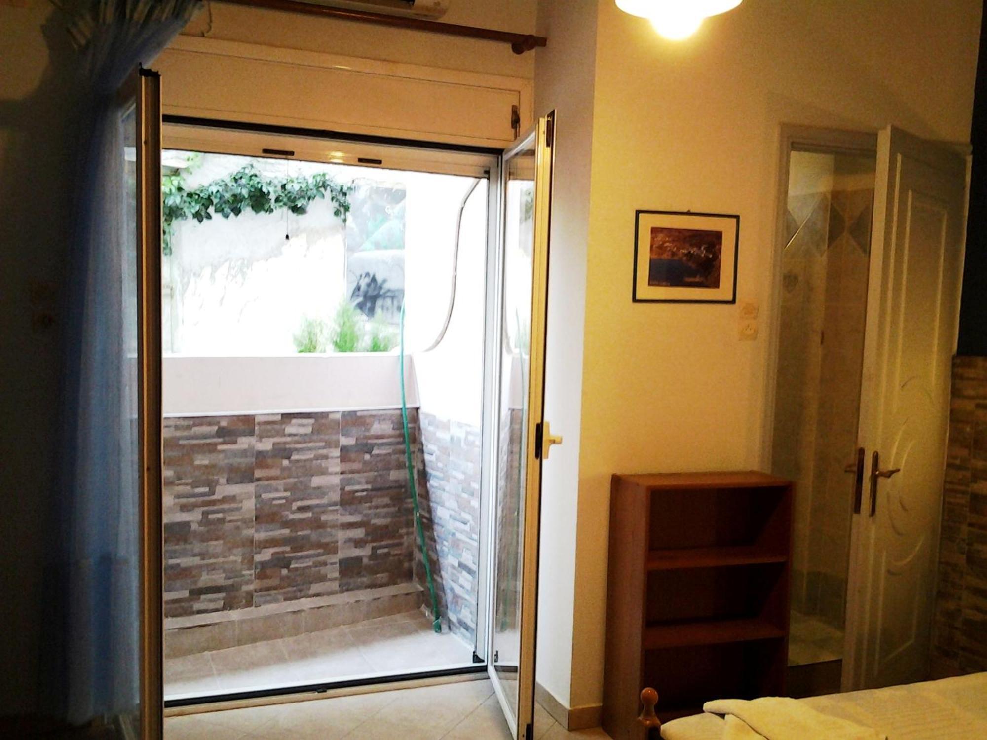 Apergis Rooms Ermúpoli Szoba fotó
