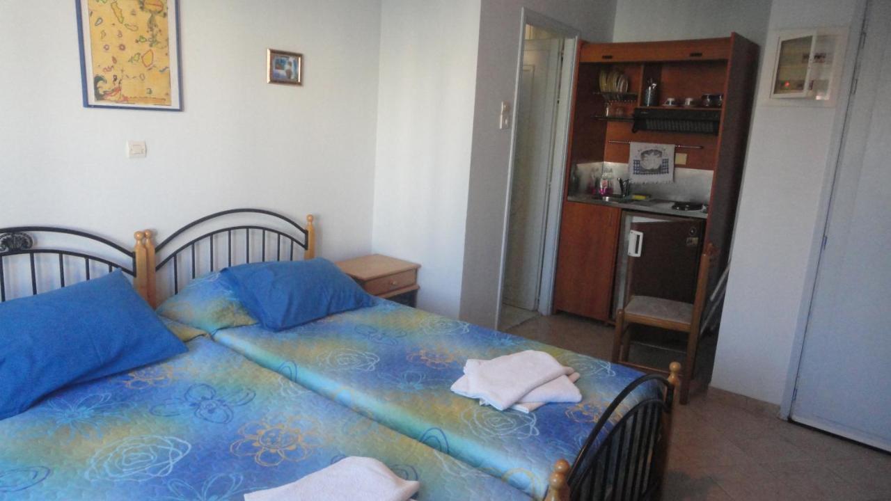 Apergis Rooms Ermúpoli Kültér fotó